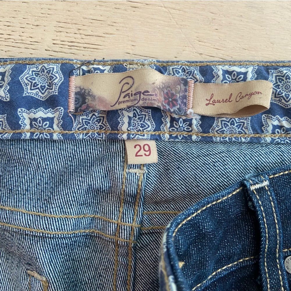 PAIGE Laurel Canyon Bootcut Jeans 29 Long 33.5 Inseam Low Rise Y2K Tall EUC - Picture 4 of 10